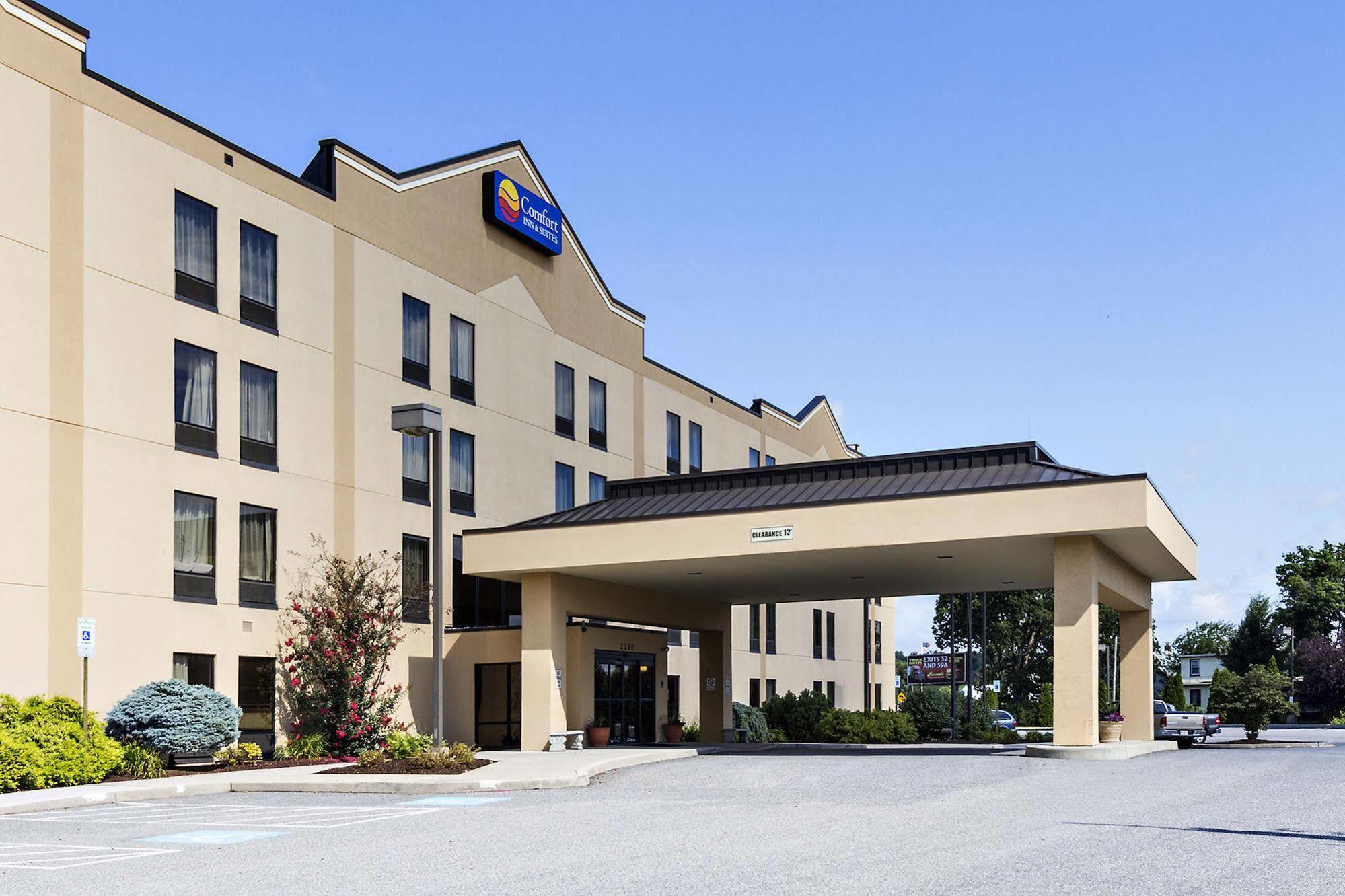 Comfort Inn & Suites York Exteriör bild